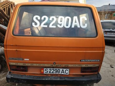 Volkswagen: Volkswagen Transporter: 1983 г., 1.6 л, Механика, Дизель, Минивэн