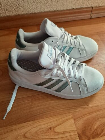 Patike: Adidas, 38, bоја - Bela — 4