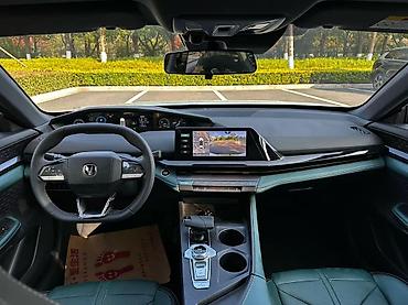 Changan: Changan : 2024 г., 1.5 л, Автомат, Гибрид, Седан — 6