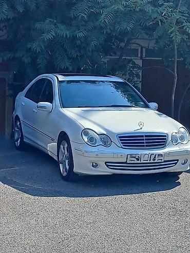 islenmis hyundai avtomobilleri satisi: Mercedes-Benz C 230: 2.3 l | 2005 il Sedan — 4
