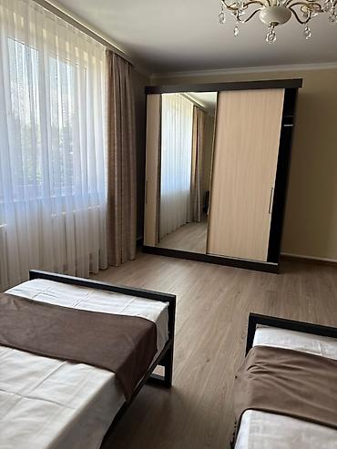 Долгосрочная аренда домов: 180 м², 5 комнат — 12