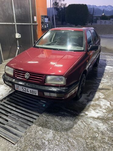 хюндай сонота: Volkswagen Vento: 1993 г., 1.8 л, Механика, Бензин, Седан