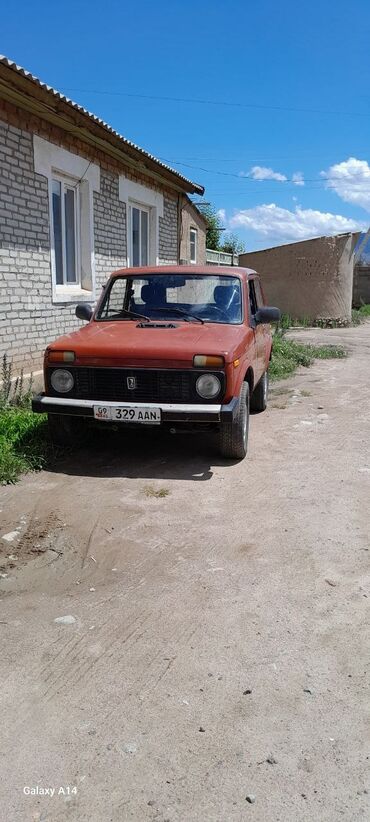 авто с последующим выкупом бишкек фит: ВАЗ (ЛАДА) 4x4 Niva: 1984 г., 1.6 л, Механика, Бензин