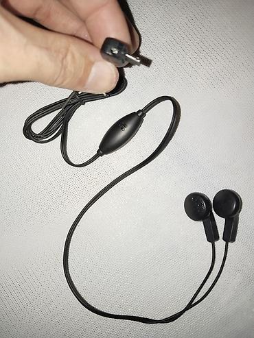 Проводные гарнитуры: Проводные гарнитуры, Sony Ericsson, Новый, цвет - Черный — 4