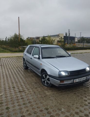 обмен авто в бишкеке: Volkswagen Golf: 1993 г., 1.8 л, Механика