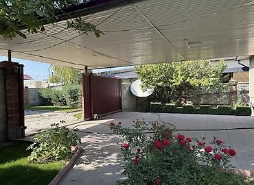 Долгосрочная аренда домов: 200 м², 4 комнаты — 11