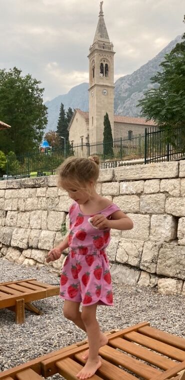 elegantan kombinezon: Zara, 104-110, bоја - Šareno na lalafo.rs elegantan kombinezon: Zara, 104-110, bоја - Šareno