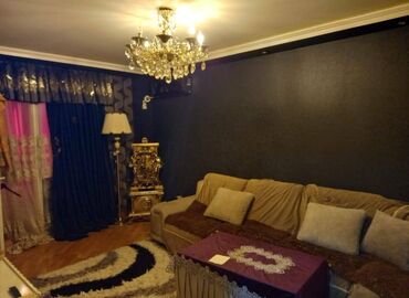 Uzunmüddətli kirayə mənzillər: Nefçilər metrosu,İnter turan mebelin və 229 saylı məktəbin yanı,5 — 2