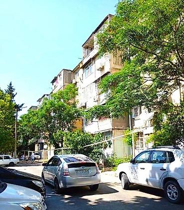 xutor kirayə ev: İcarəyə verilir 2 otaqlı köhnə tikili 50 m², Neftçilər m. 550 AZN/ay — 2