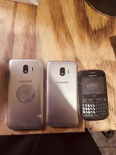 iphone en ucuz telefon: Bir neçə telefon bir yerdə: - 2 ədəd Samsung Galaxy J seriyası (ön — 3