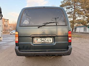 lancer 9: Toyota Hiace: 1997 г., 2 л, Механика, Бензин, Минивэн — 4
