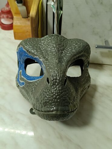 маску: Маска Раптора оригинал в хорошем качестве, могу отдать за 4500 сом