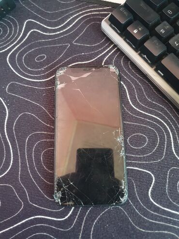 ayfon gence kiredit: IPhone 11 Pro, 64 GB