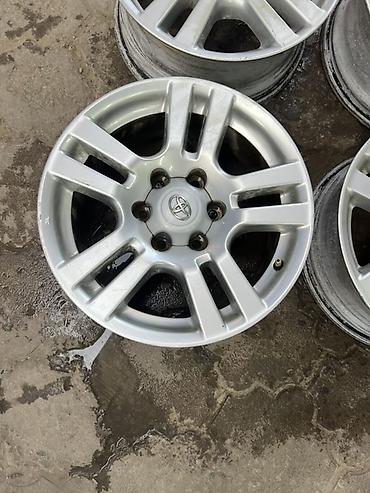 e34 4 4: Литые Диски R 18 Toyota, Комплект, отверстий - 6, Б/у — 2
