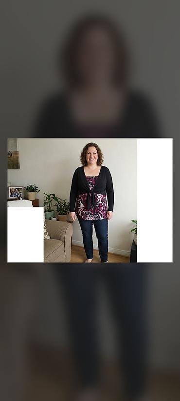Set GINA BENOTTI 48/50 NOVO!!! 1000din Prelep moderan set kupljen u na lalafo.rs Set GINA BENOTTI 48/50 NOVO!!! 1000din Prelep moderan set kupljen u
