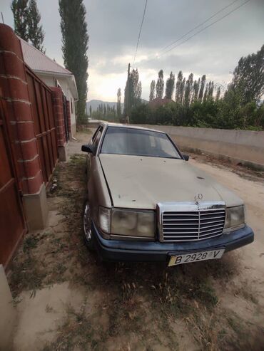 срочно продаю авто бишкек: Mercedes-Benz W124: 1986 г., 2.3 л, Механика, Бензин, Седан