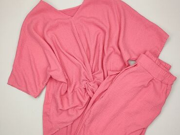 Women`s suit, S (EU 36)