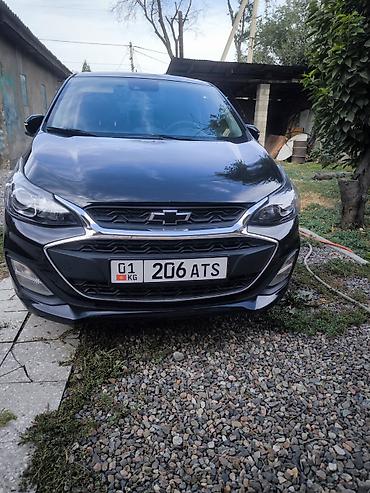 жена: Chevrolet Spark: 2019 г., 0.9 л, Автомат, Бензин, Хэтчбэк — 1