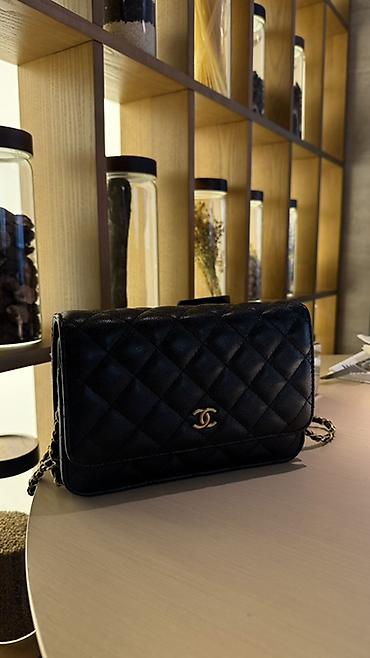 cc: Сумка-кошелёк на цепочке Chanel (WOC), чёрный цвет. - Материал — 2