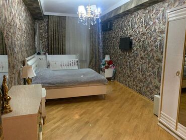 Yeni tikili: 2 otaqlı, Yeni tikili, 120 kv. m — 3