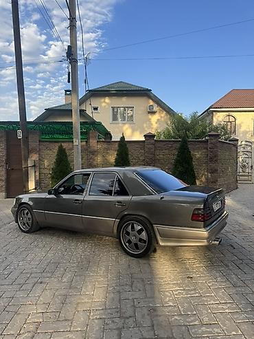 мрс 124: Mercedes-Benz W124: 1994 г., 3.2 л, Автомат, Бензин, Седан — 4