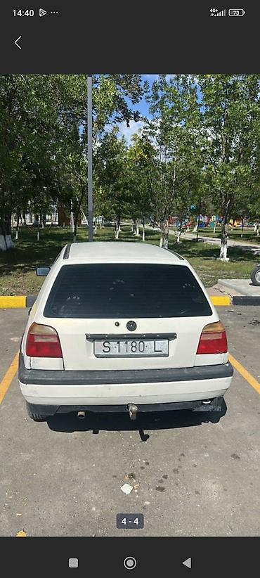 mersedes r18: Volkswagen Golf: 1994 г., Хэтчбэк — 3