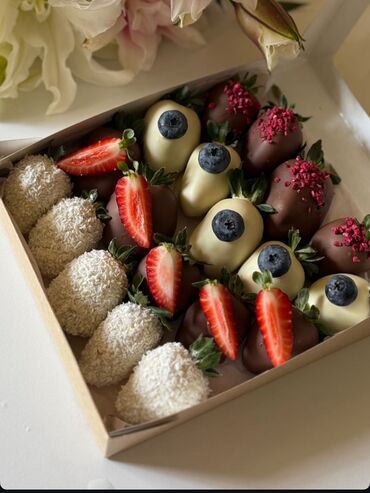 Кондитерские изделия, сладости: Клубника в шоколаде | Ош 6 штук 500 сом 9 штук 765 сом 10 штук 800 — 4