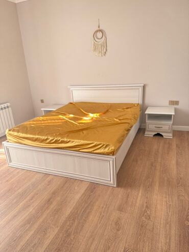 Matraslar: İkinəfərlik çarpayı, Dolab