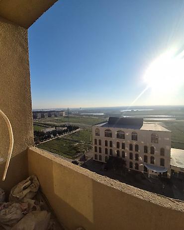 Uzunmüddətli kirayə mənzillər: Təsvir: - Geniş və işıqlı mənzil/obyekt üçün açıq planlı sahə. Böyük — 5