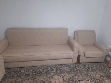 мягкая мебель новая: Продаю диван+2 кресла.Цена договорная