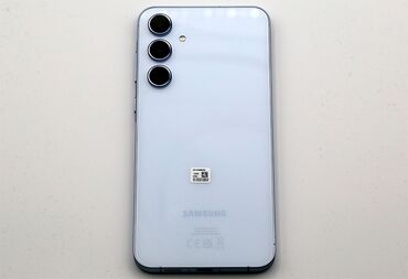 сколько стоит монитор 120 герц: Samsung Galaxy A55, Б/у, 256 ГБ, цвет - Голубой, 2 SIM