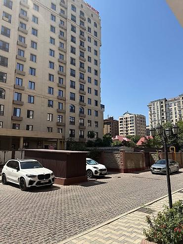 Продажа квартир: 4 комнаты, 130 м², Индивидуалка, 5 этаж — 28