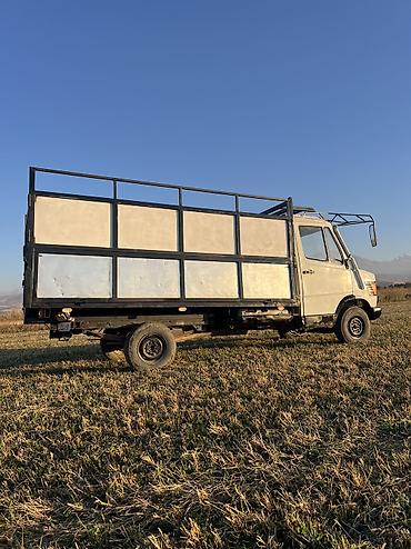 гелик фара: Грузовой автомобиль Mercedes-Benz (кабина-дневка) с — 6