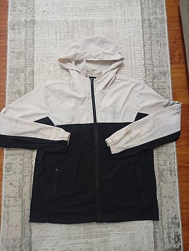 дедские одежды: Adidas Originals мужская ветровка с капюшоном - Модель — 3