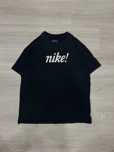 фудболка шорты: Мужская футболка, M (EU 38), Nike, Б/у, цвет - Черный, Бесплатная доставка