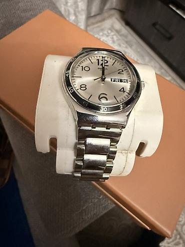 день сяпина: Классические часы часы, Swatch, Швейцария, Мужские, Новый — 1