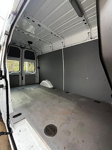 ford tranzit 2009: Ford Transit: 2.2 l | 2013 il 175165 km Van body type — 7