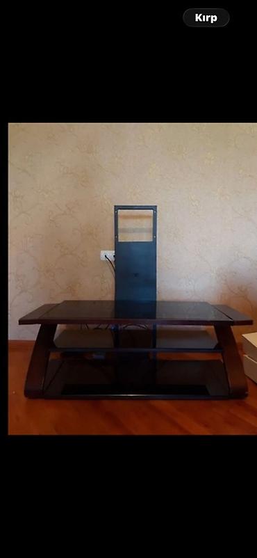 mdf material: TV stendi və media konsol - Material: tünd rəngli korpus, şüşə rəflər — 1