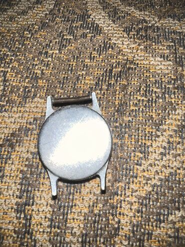 Ev saatları: Saat. Kicik satlarin iksiide islekdir. Boyuk ve qol saati islemir ama — 8