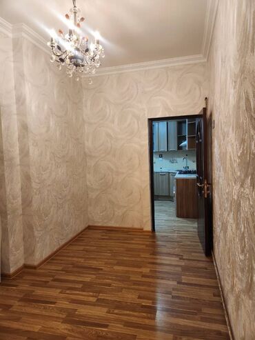 Uzunmüddətli kirayə mənzillər: Xətai Rayonu Həzi Aslanov Metrosu Babək 93 (Boş Əşyasız) 3 otaq — 4