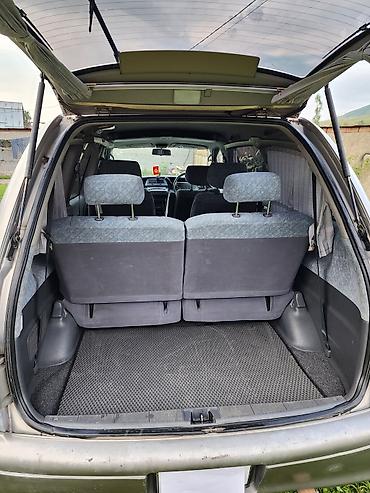 аваринные машины: Toyota Estima: 1997 г., 2.4 л, Автомат, Бензин, Минивэн — 9