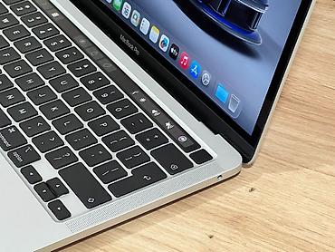 Apple: Apple MacBook Pro 13-inch (2020, M1) 8 / 512 / Silver Datum prve — 3