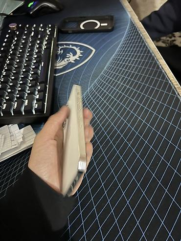 Apple iPhone: IPhone 14 Pro, Серебристый — 4