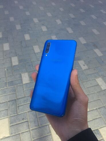 samsung 5302: Samsung A50, 64 ГБ, цвет - Синий, Две SIM карты, Face ID