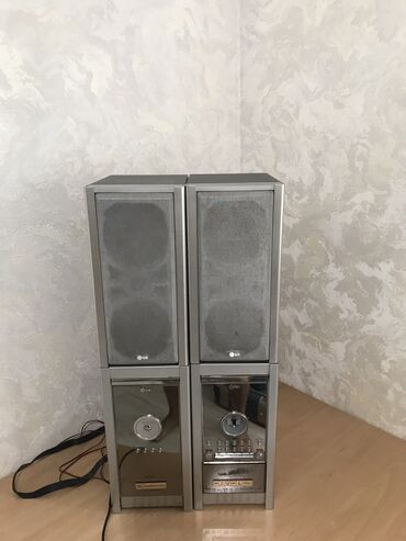 купить колонку: Музыкальный центр LG в хорошем состоянии,1500w колонки работают