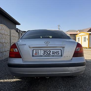 neto l: Hyundai Elantra: 2000 г., 1.6 л, Механика, Бензин, Седан — 4