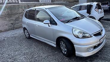 jak авто: Honda Fit: 2002 г., 1.3 л, Автомат, Бензин, Хэтчбэк — 5