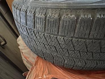 60: Шина Bridgestone 215/60 R16 - Производитель: Bridgestone - Тип — 3