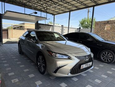 Lexus: Lexus ES: 2020 г., 2.5 л, Вариатор, Гибрид, Седан