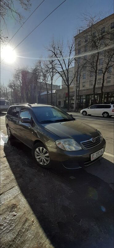 Легковой транспорт: Сдаю в аренду: Легковое авто, Частная аренда